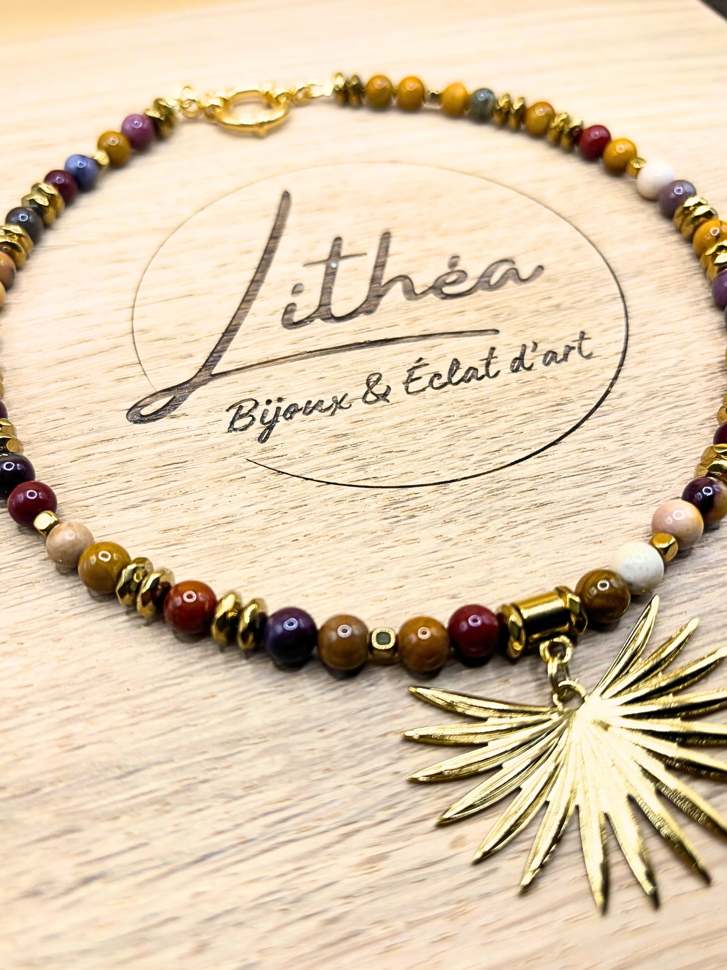 Collier SARA